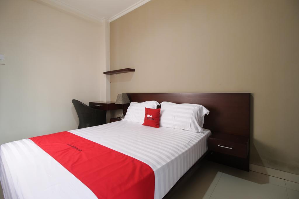 Reddoorz Plus Near Ambassador Mall 雅加达 外观 照片