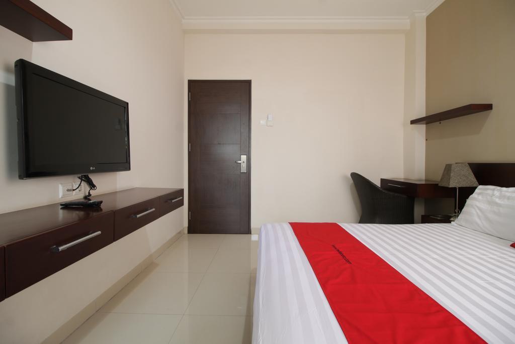 Reddoorz Plus Near Ambassador Mall 雅加达 外观 照片
