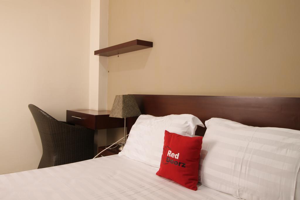Reddoorz Plus Near Ambassador Mall 雅加达 外观 照片