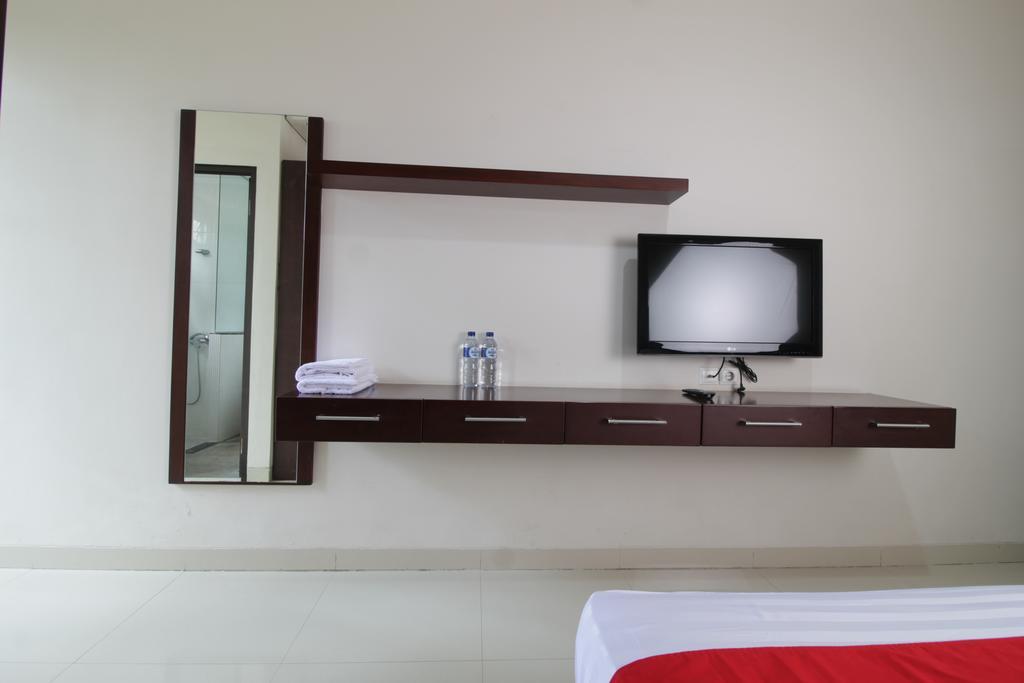 Reddoorz Plus Near Ambassador Mall 雅加达 外观 照片