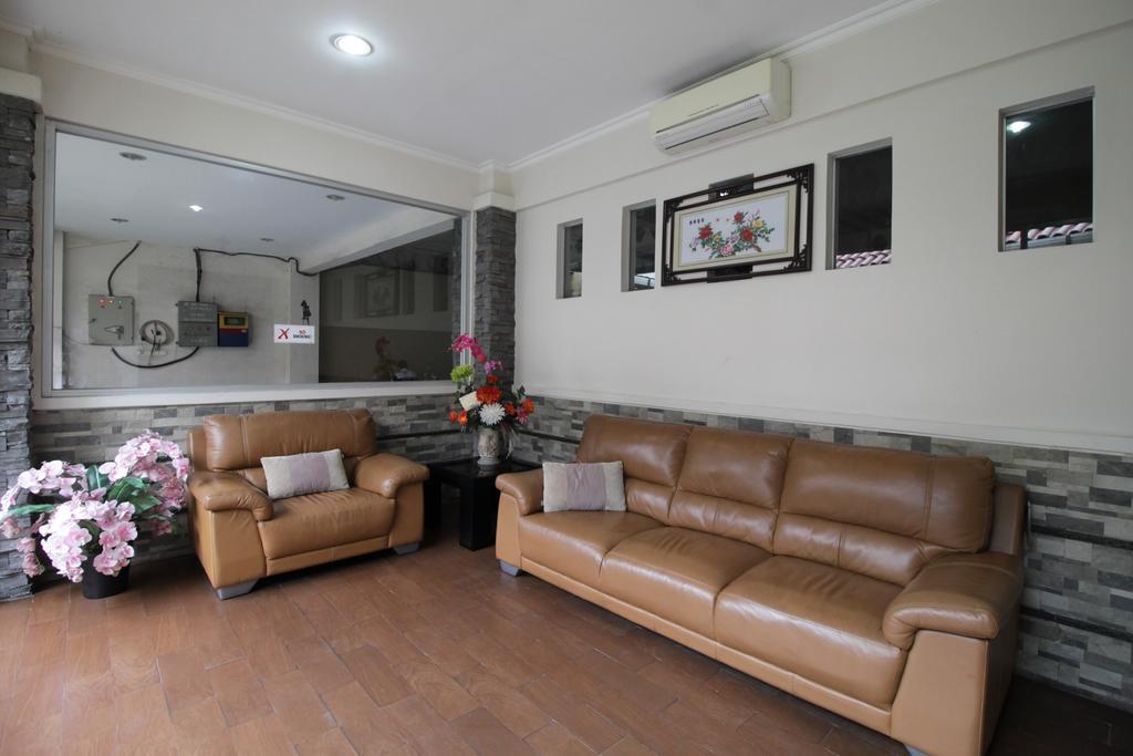 Reddoorz Plus Near Ambassador Mall 雅加达 外观 照片
